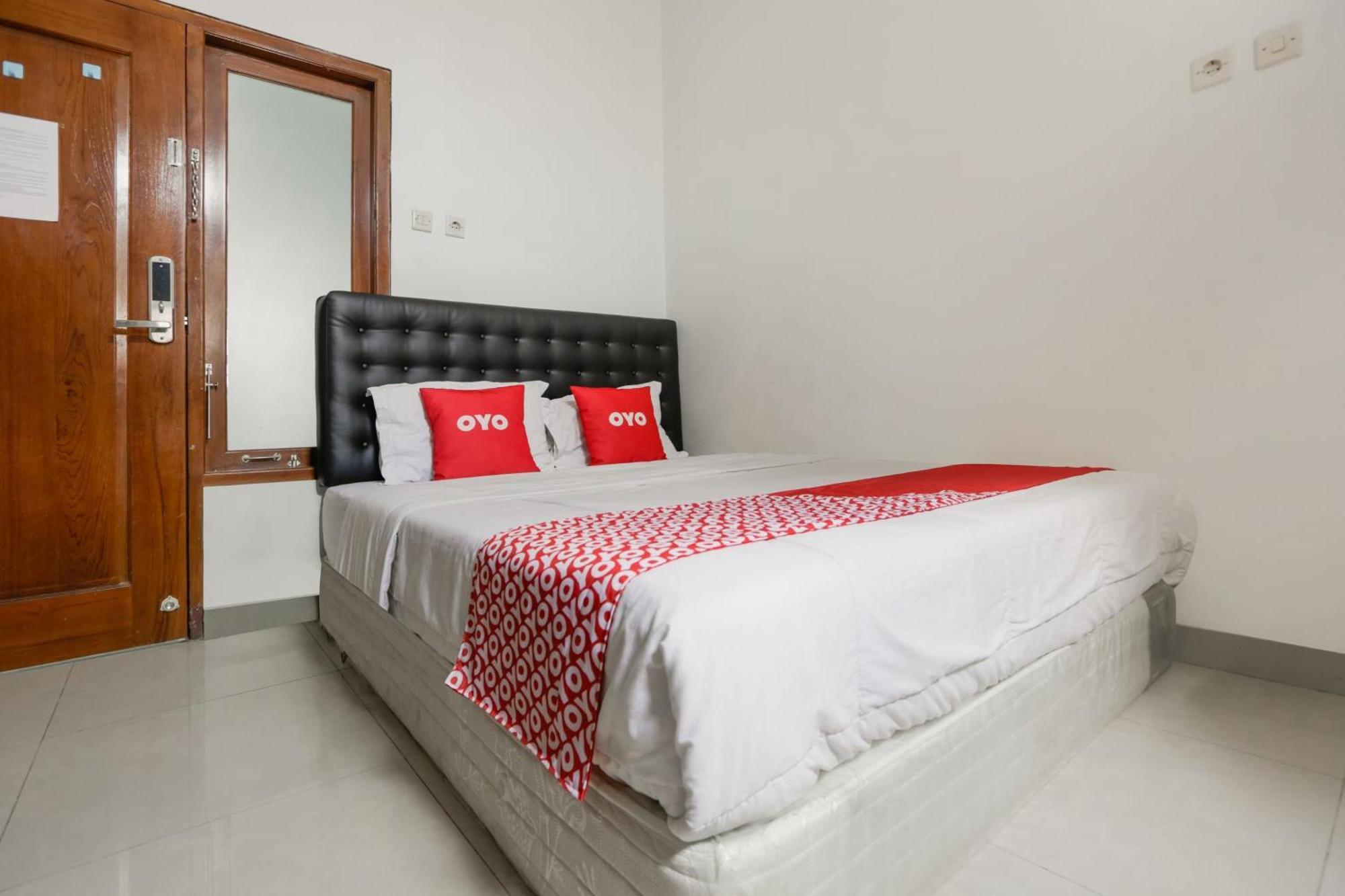 Super Oyo 3838 Tamansari Guest House Solo Exteriér fotografie